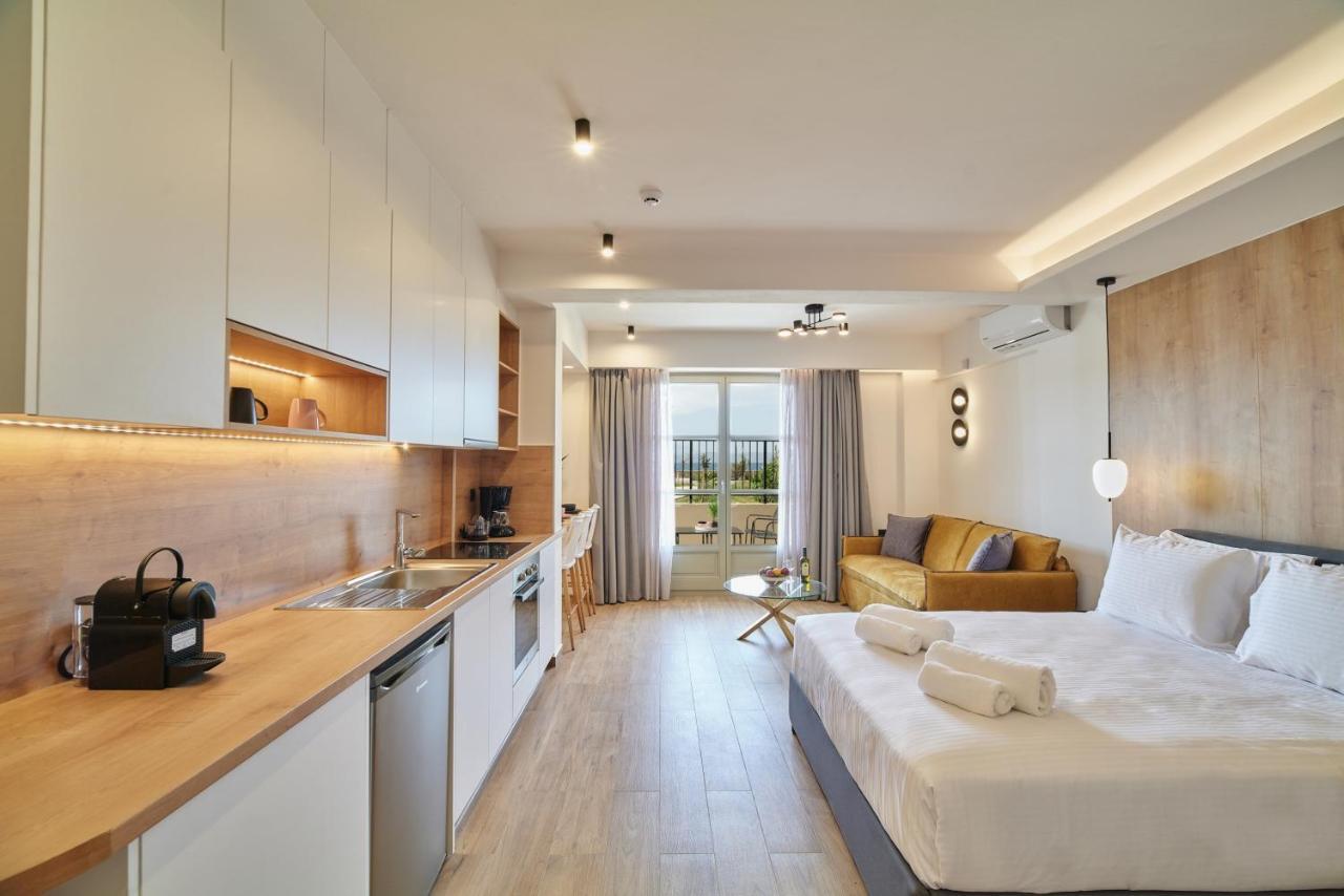 Porta Squero Premium Suites 罗希姆诺 外观 照片