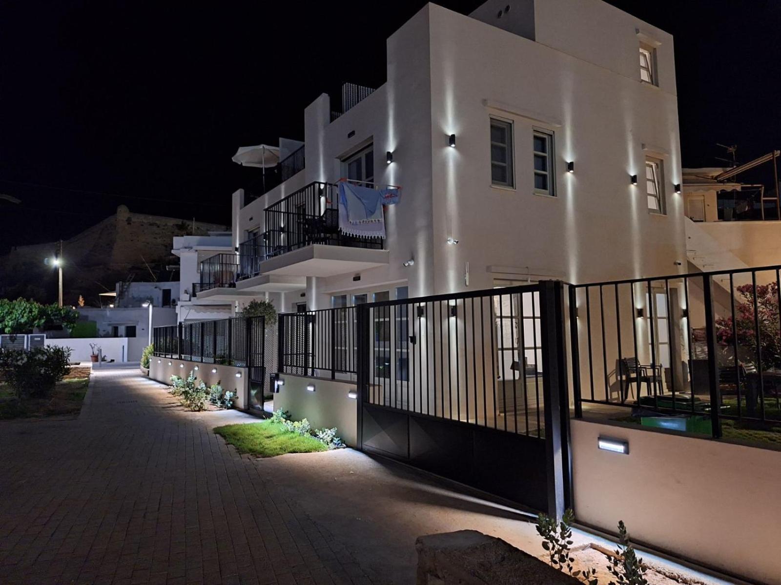 Porta Squero Premium Suites 罗希姆诺 外观 照片